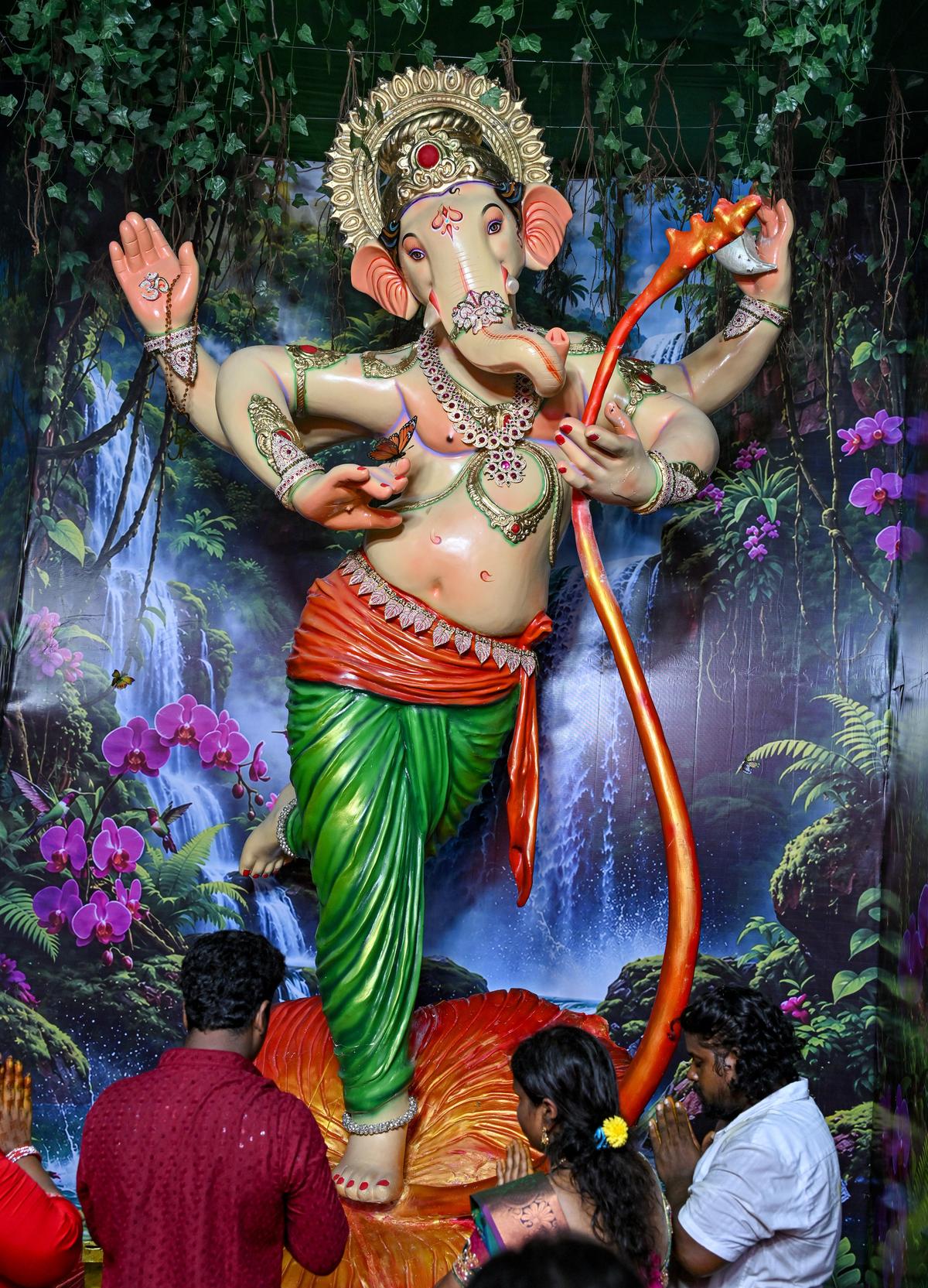 Devotees pray at the Shri Sidhi Vinayak Ganesh Mandir on the occasion: A practical reader guide