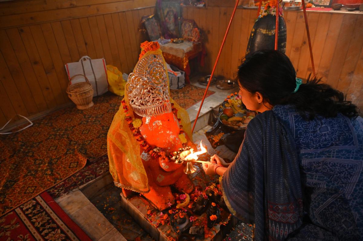 Devotees pray at the Shri Sidhi Vinayak Ganesh Mandir on the occasion: A practical reader guide