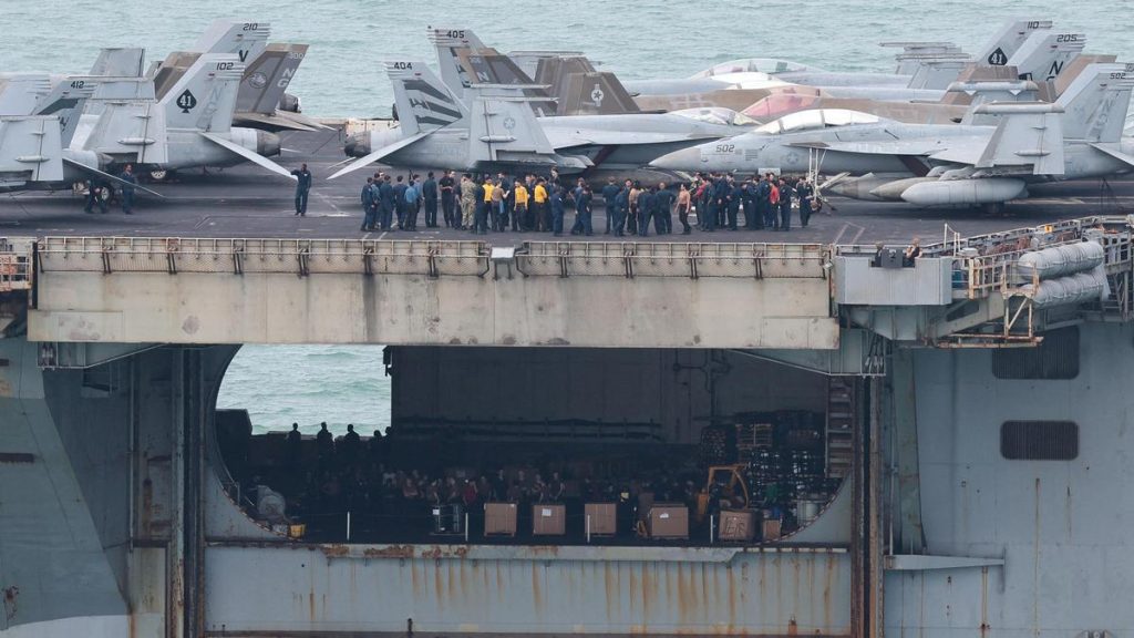 naval vessels, the aircraft carrier will stop in Thailand —: A practical reader guide