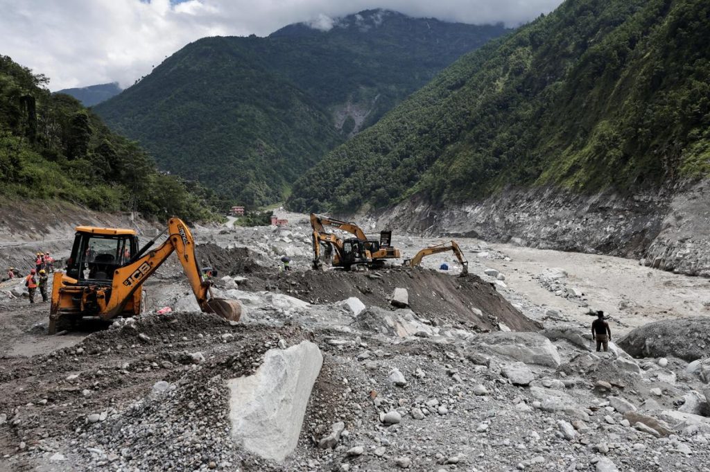Engineers in a WhatsApp group are guiding tunnel rescue efforts —: A practical reader guide