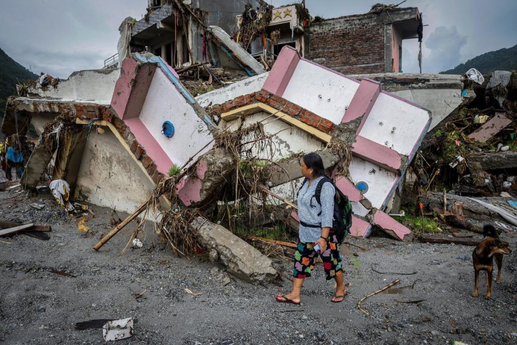 Nepal flood toll crosses 1,450; over 6,000 still missing: A practical reader guide