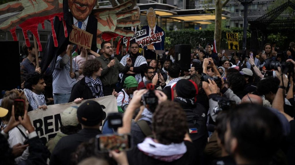 Jewish Voice for Peace said on social media that over 100 people had: A practical reader guide