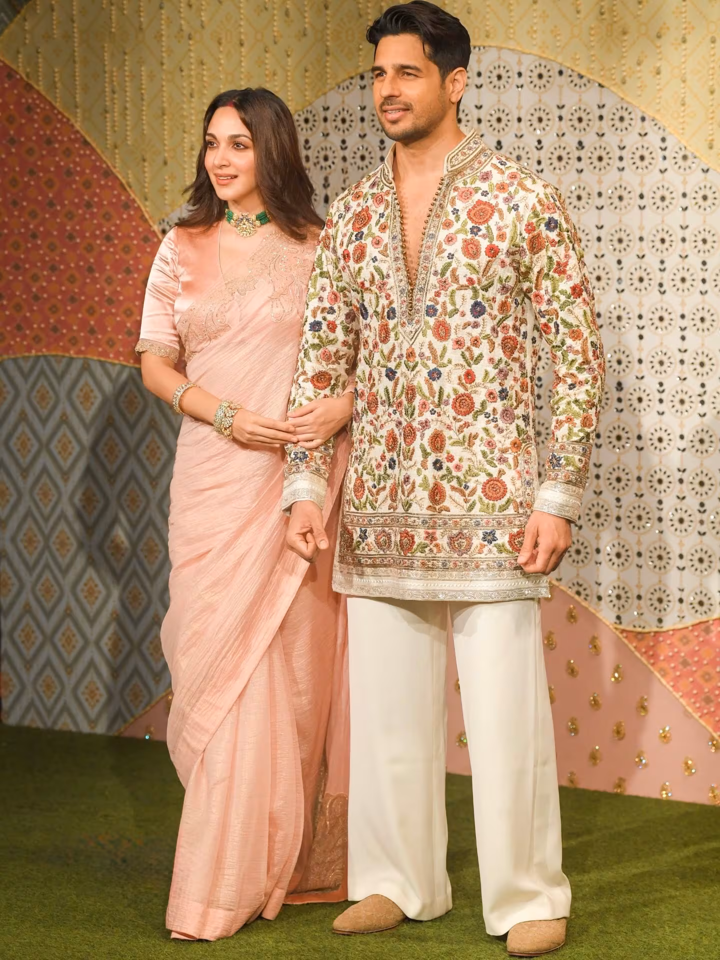 Festive fashion is having a moment, and Kiara Advani once again: A practical reader guide