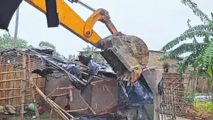 Bihar govt demolishes huts linked to 3 absconding accused in Banka: A practical reader guide