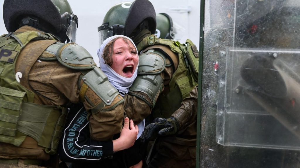More than 280 people were arrested in Chile during demonstrations: A practical reader guide