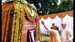 He also played an important role in establishing Hindi as: A practical reader guide