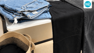 When I showed my dry cleaner my faded black jeans, he didn't: A practical reader guide
