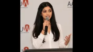 Who is Navya Tuteja? 17-year-old builds AI startup after school bans: A practical reader guide