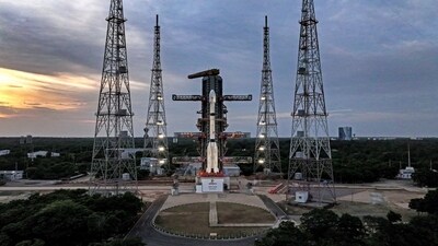GSLV-F17 rocket successfully places heaviest earth observation: A practical reader guide