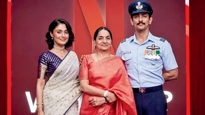Playing the widow Alka Ahuja of a Kargil hero Squadron Leader Ajay: A practical reader guide