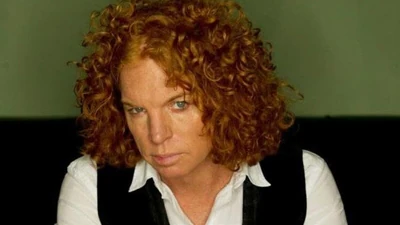 Carrot Top and Amanda Hogan have been dating since 2014: A practical reader guide