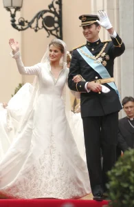 5 most expensive wedding dresses ever, from Priyanka Chopra to Queen: A practical reader guide