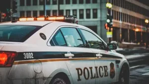 Three teenagers were shot Monday afternoon in the neighborhood near: A practical reader guide