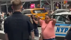 Pamela Cisneros, who stabbed two persons near Times Square , had: A practical reader guide