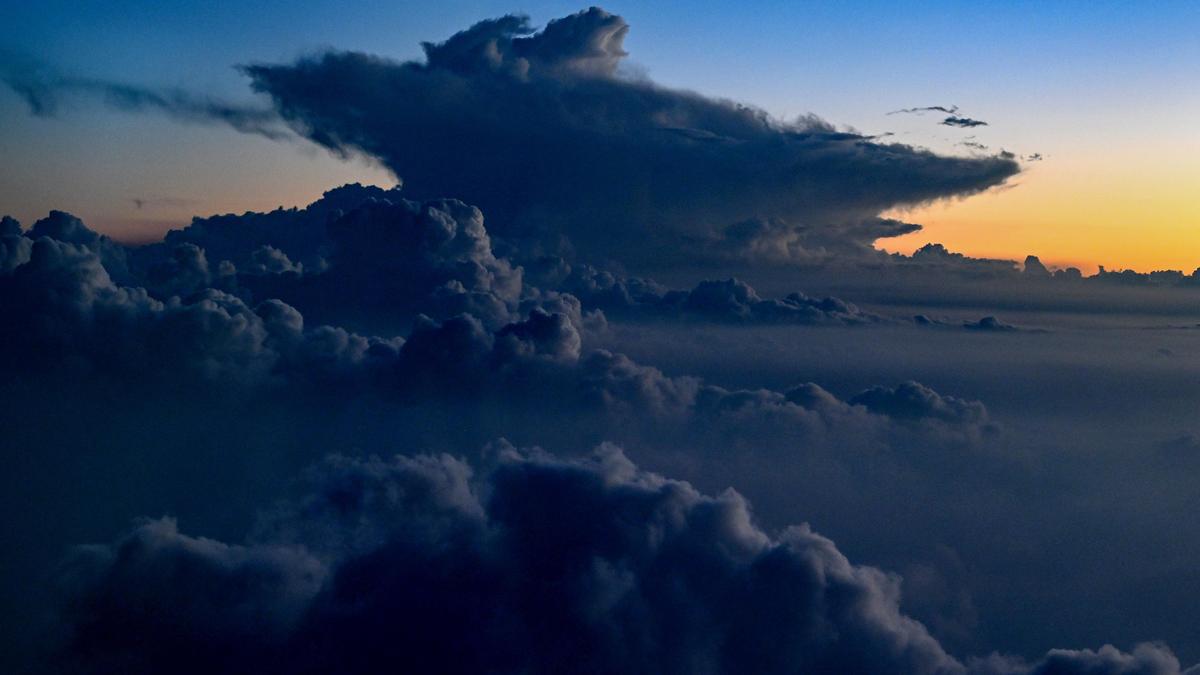 Cyclone brewing as low pressure area forms in east-central, Southeast: A practical reader guide