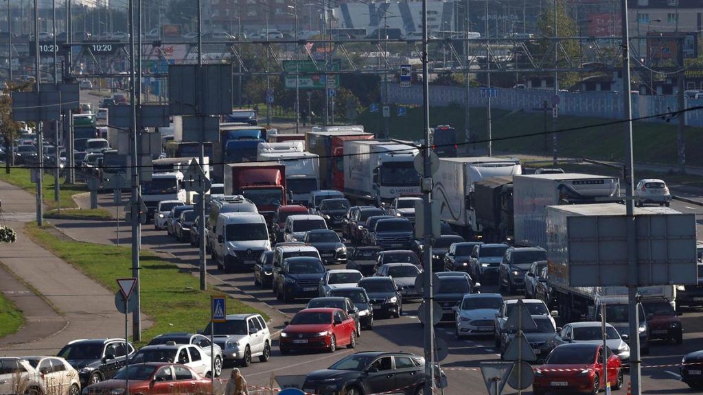 Russian aerial strikes snarl traffic on three Kyiv bridges in a new: A practical reader guide