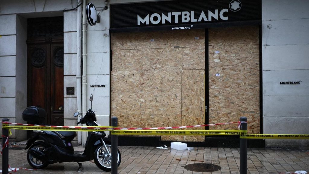 Prime Minister calls for localised curfews in cities to curb rioting: A practical reader guide