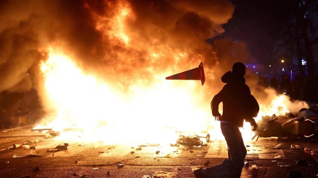 Lyon, like Paris and other French cities, suffered clashes: A practical reader guide