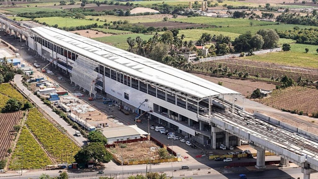 Bullet train project construction integrates with railway network: A practical reader guide