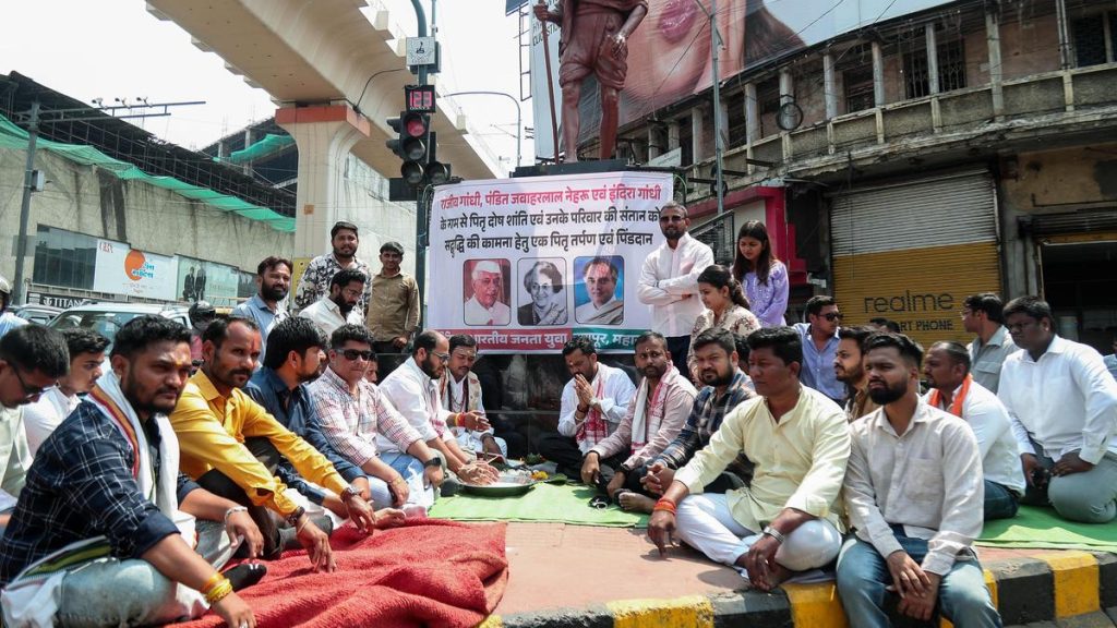 Reacting to this, Congress' city chief Prafulla Gudadhe said: A practical reader guide