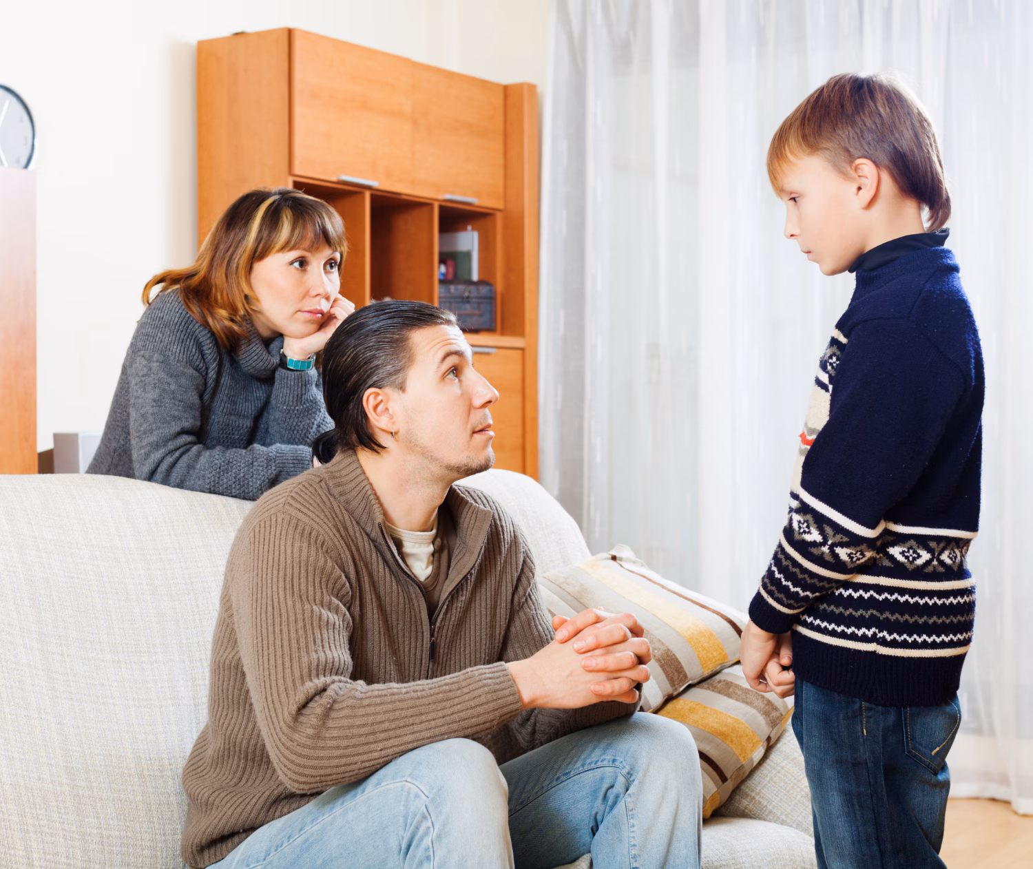 Psychologist shares 6 gentle ways to tell your parents you want to go: A practical reader guide