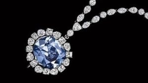 This deep-blue gemstone, weighing over 45 carat, has earned the title: A practical reader guide