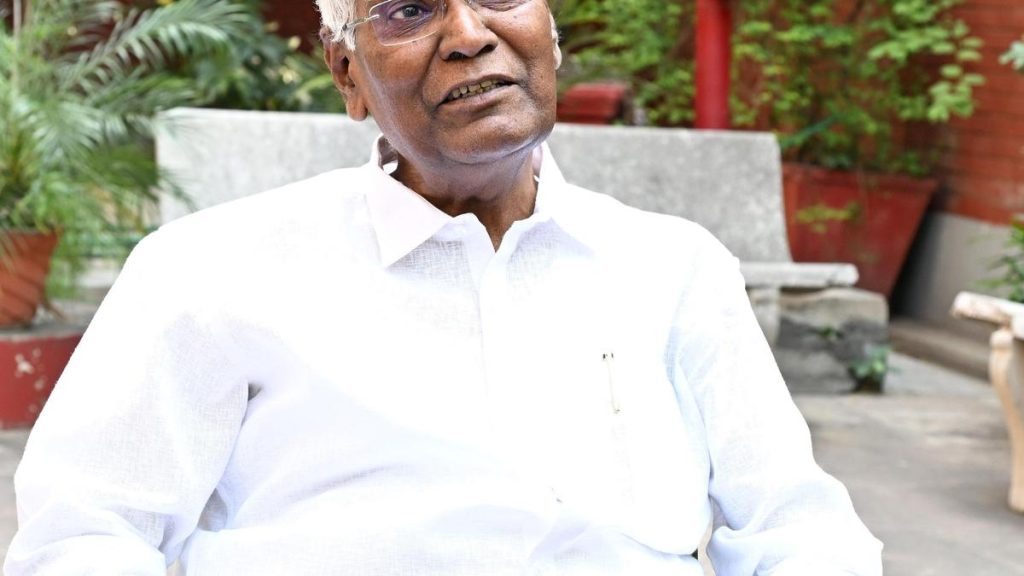 Suneer, CPI Delhi secretary Dinesh Varshney, National Federation: A practical reader guide