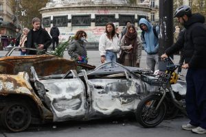 French PM vows 'massive' police deployment for new demonstrations: A practical reader guide