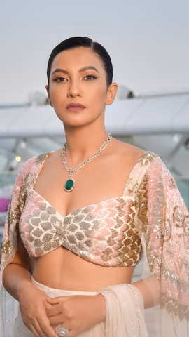 Gauahar Khan sold her duplex in Mumbai’s Versova for ₹ 6.01 crore: A practical reader guide