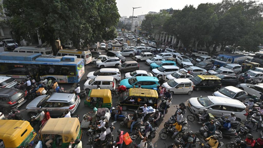 Delhi police issues traffic curbs at 30 locations; Read to check: A practical reader guide