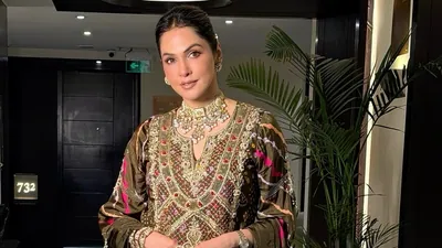 Rather than moving from one film to another, Isha Koppikar chose: A practical reader guide