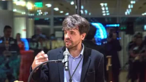 Karl Deisseroth once wanted to be a writer. He went on to victory: A practical reader guide