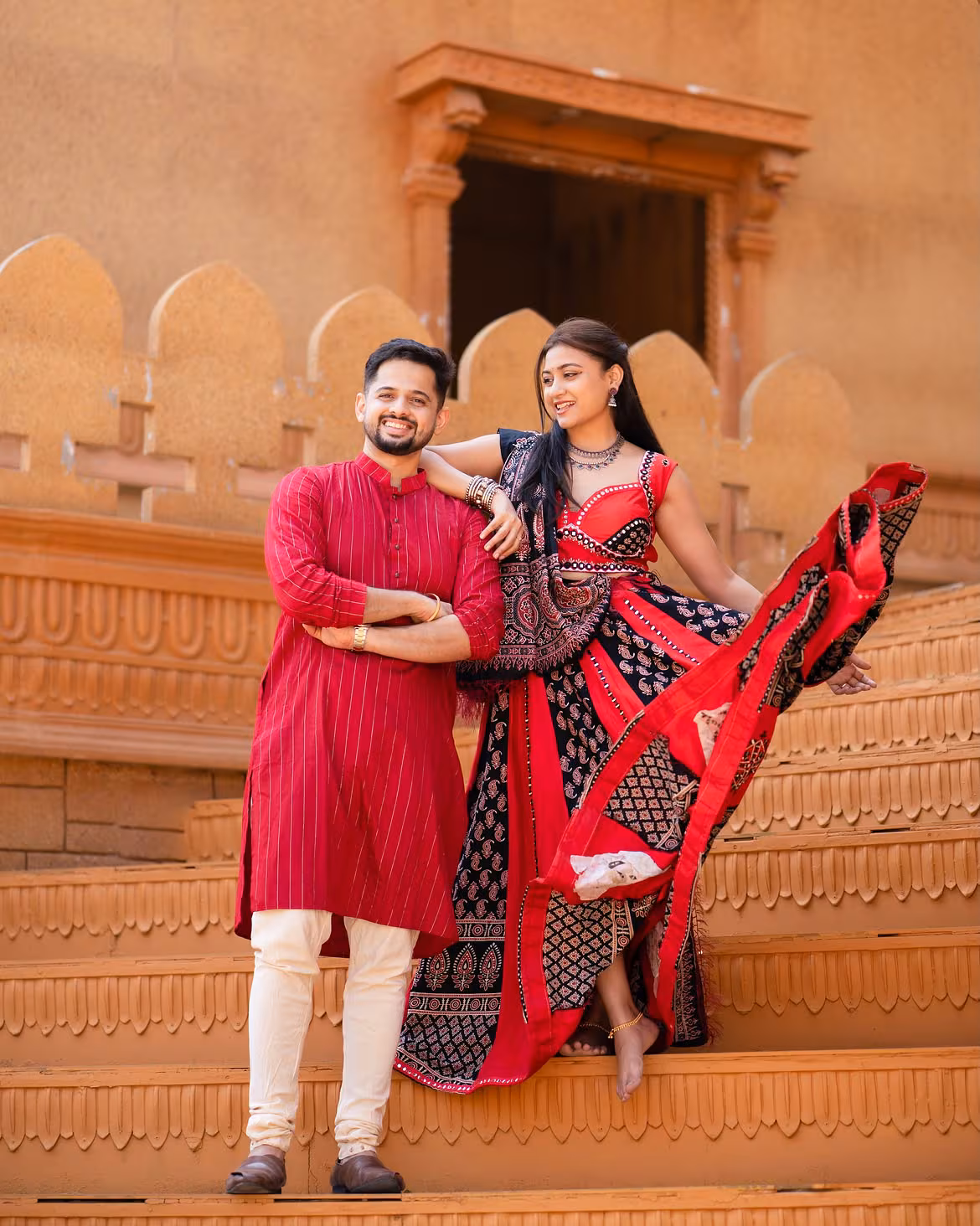 Matching outfits with your partner can be a fun way to celebrate: A practical reader guide