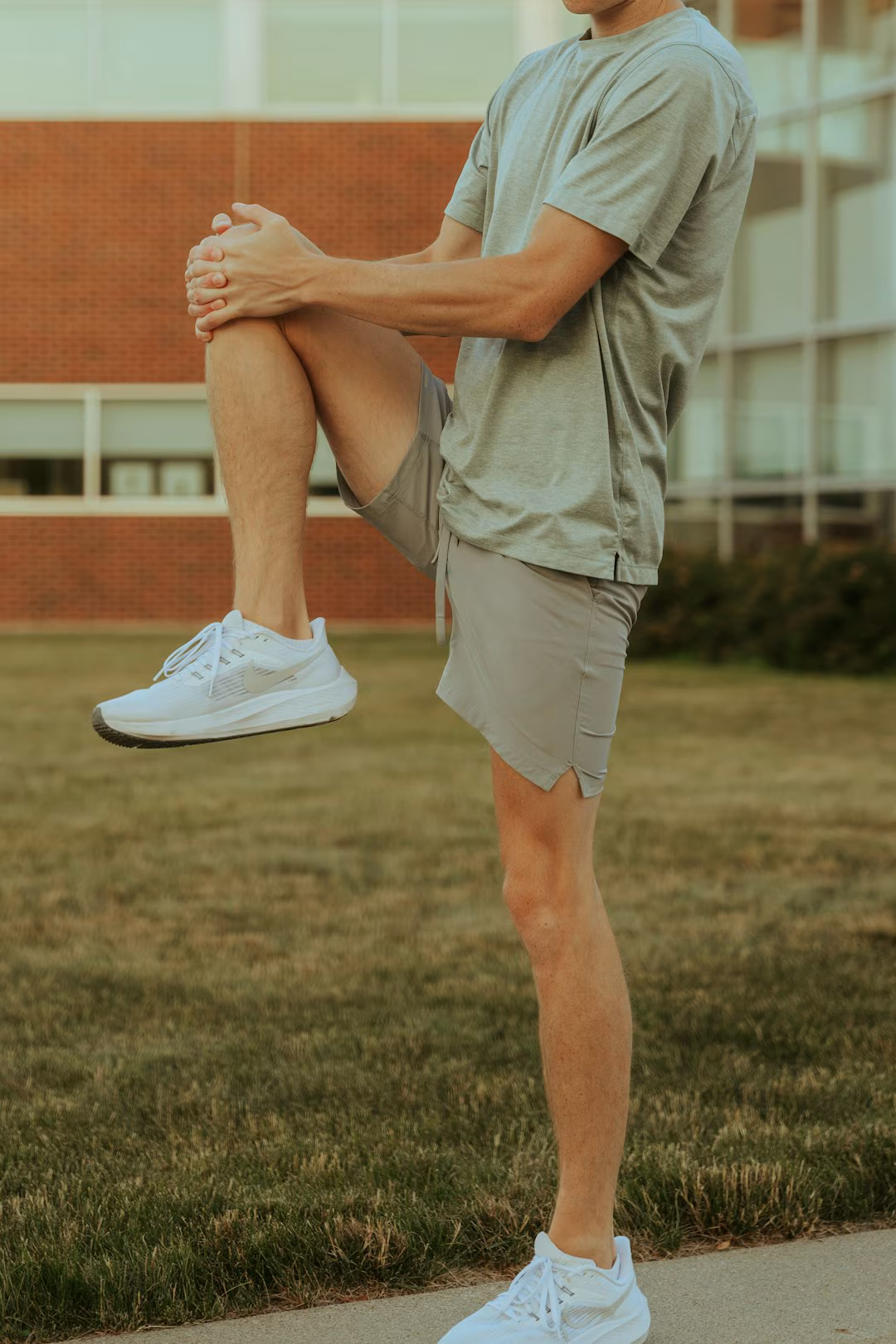 By the time the day is over, the knees can sometimes be the first: A practical reader guide